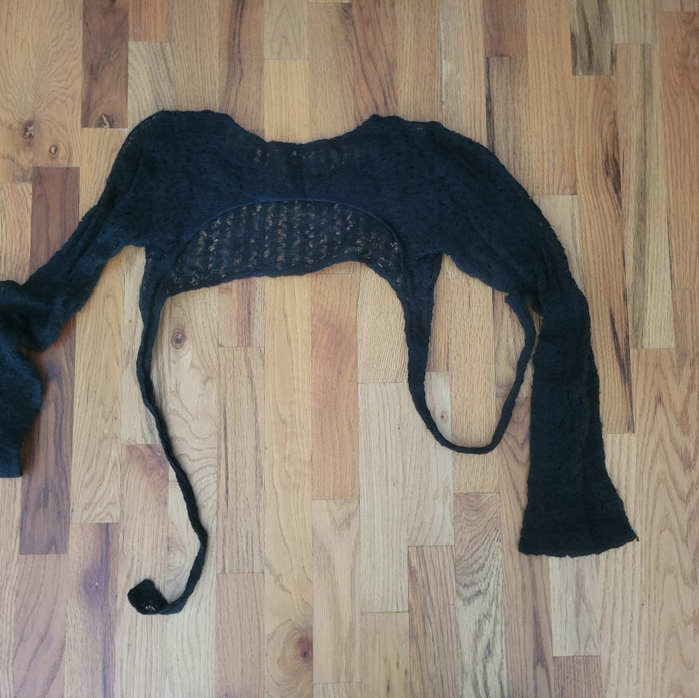 Bebe knit Cropped Shrug